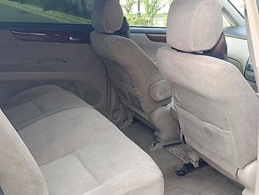 Toyota Ipsum: 2003 г., 2.4 л, Автомат, Бензин, Универсал — 9