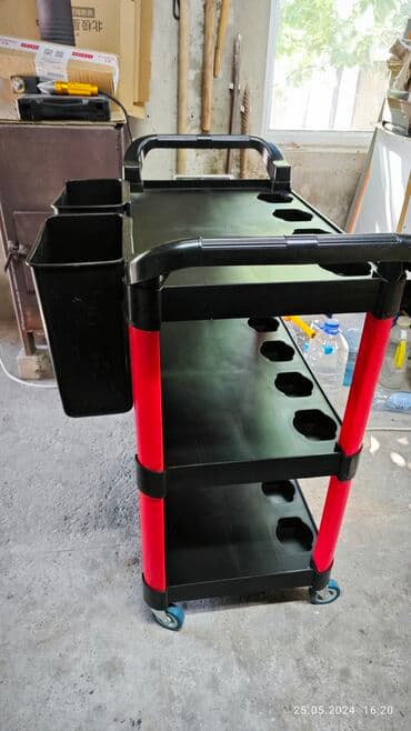 офисный кресло б у: Продается помощник с двумя ведёрками для полировки авто. размер высота — 2