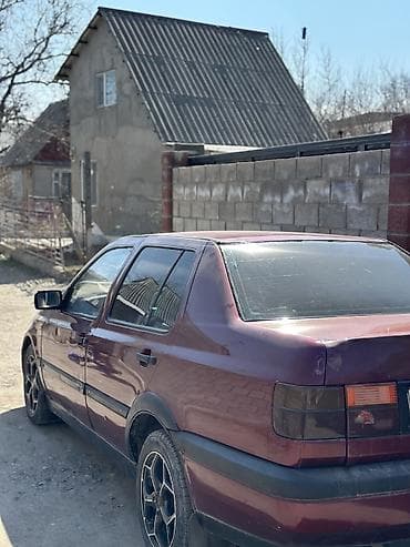 jet auto: Volkswagen Vento: 1993 г., 1.8 л, Ручные, Бензин, Седан — 1