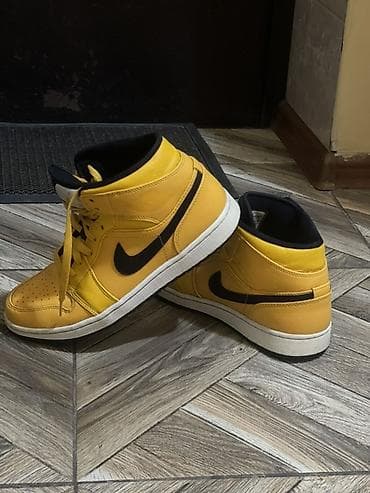 jordan 13: Мужские кроссовки, 40.5, 41.5, Air Jordan, Б/у, цвет - Желтый — 1