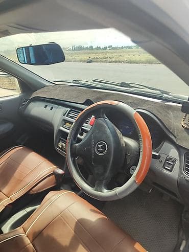голв 5: Honda HR-V: 2001 г., 1.6 л, Автомат, Бензин, Кроссовер — 2