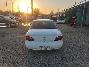 sprinter 2003: Hyundai Elantra: 1995 г., Механика, Седан — 5