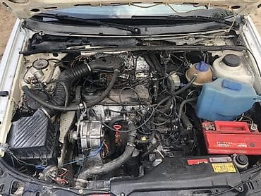 электро багги: Volkswagen Passat: 1990 г., 1.8 л, Механика, Газ, Универсал — 6