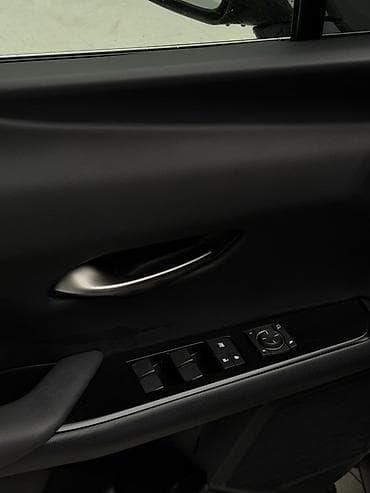 Lexus: Lexus UX: 2021 г., 2 л, Автомат, Гибрид, Кроссовер — 6