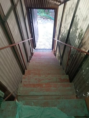 аренда гараж беловодский: Продаётся квартира СРОЧНО!!! Характеристики: - Отдельный вход с улицы — 6