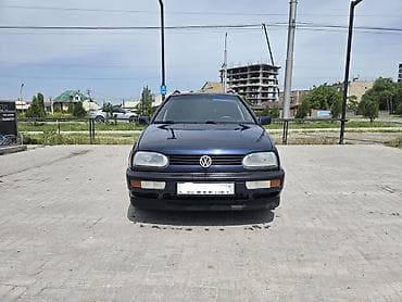 Volkswagen Golf: 1993 г., Механика, Бензин, Универсал