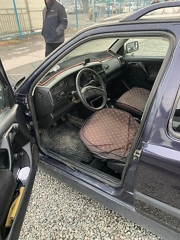 5: Volkswagen Golf Variant: 1995 г., 1.8 л, Механика, Бензин, Универсал — 2