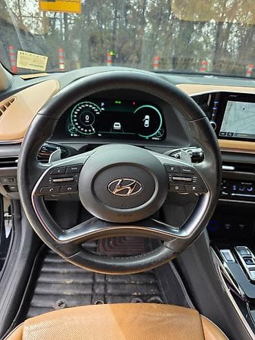 2020: Hyundai Sonata: 2020 г., Седан — 7