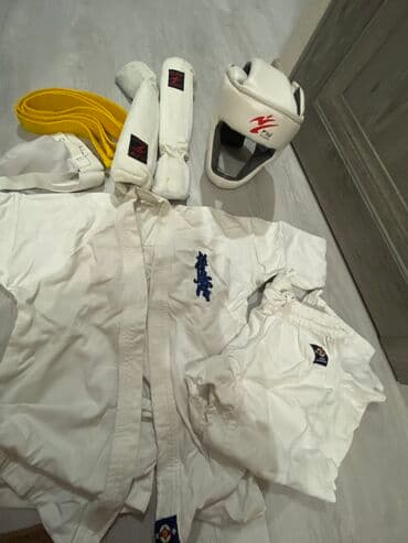 Цена за все . Шлемзащита паха защита колени кимоно на возраст at lalafo.kg Цена за все . Шлемзащита паха защита колени кимоно на возраст