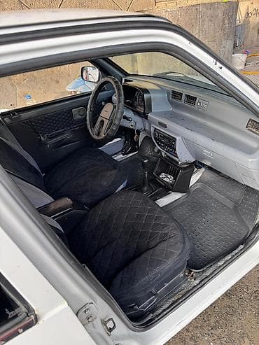 e90 bmw: Microcar : 1996 г., 0.8 л, Механика, Бензин, Хэтчбэк — 10