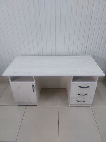 стол офисный цена бишкек: Стол двухтумбовый. Размеры: стол имеет длину 150 см, глубину — 2