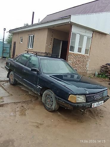 Унаа сатуу: Audi 100: 1988 г., 2 л, Кол менен иштөөчү, Бензин, Седан — 3