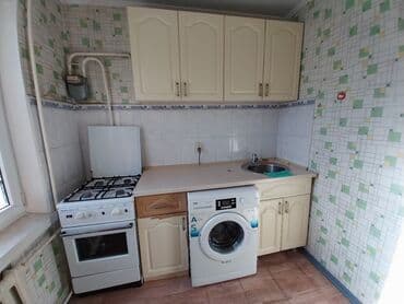 квартира с поцилением: 1 комната, 32 м², 104 серия, 3 этаж — 1