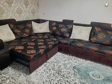 Угловые диваны: Угловой диван, C подушками — 1