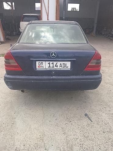 q 7: Mercedes-Benz C-Class: 1997 г., 1.8 л, Механика, Бензин, Седан — 7