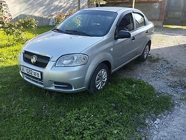 Chevrolet Aveo: 2011 г., 1.4 л, Механика, Бензин, Седан