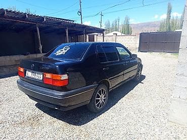Унаа сатуу: Volkswagen Vento: 1992 г., 1.8 л, Автомат, Бензин, Седан — 3