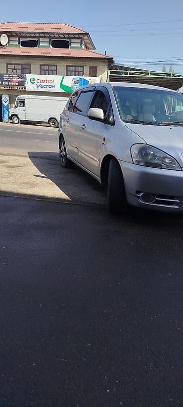 авто 10 регион: Toyota Ipsum: 2002 г., 2 л, Механика, Дизель, Минивэн — 2