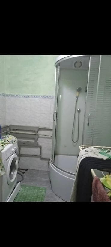квартира берилет западный автовокзал: 58 м², 3 комнаты, Парковка, Забор, огорожен — 1