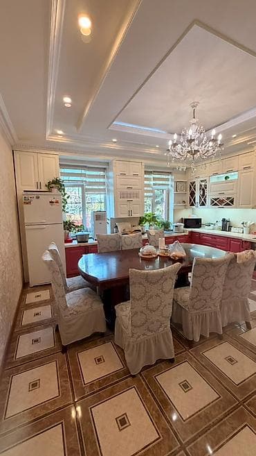 дома киргизия 1: 🏡✨ ПРОДАЁТСЯ 2-ЭТАЖНЫЙ ДОМ ✨🏡 📍 Медерова / Шукурова 📐 Участок — 6 — 7