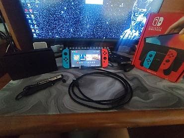 Nintendo Switch: Nintendo Switch (не OLED), неоновые Joy‑Con (красный/синий) — 1