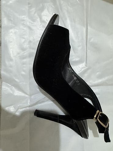 свадебный туфли: Туфли, 37, Christian Louboutin, Новый, цвет - Черный, Платная доставка, Самовывоз — 2