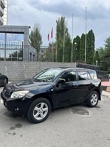 Toyota RAV4: 2006 г., 2 л, Автомат, Бензин, Внедорожник at lalafo.kg Toyota RAV4: 2006 г., 2 л, Автомат, Бензин, Внедорожник