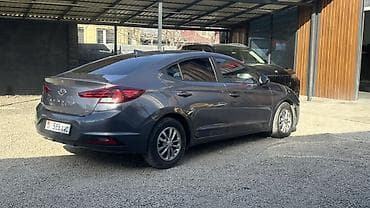 samara lada: Hyundai Elantra: 2019 г., Автомат, Бензин, Седан — 9