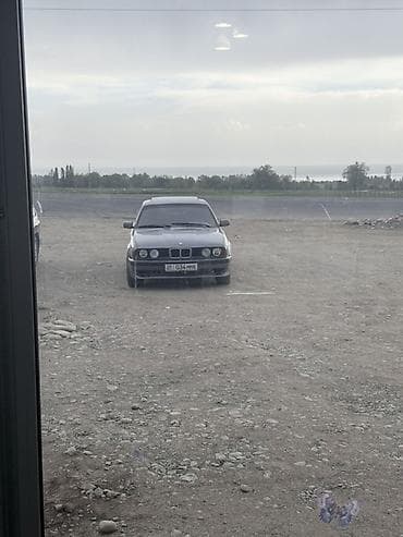 BMW 5 series: 1991 г., Механика, Седан — 5