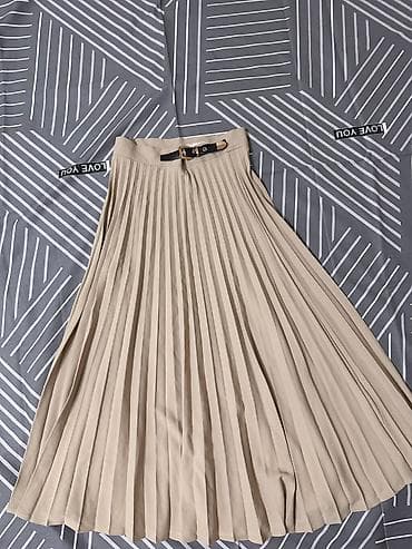 бекер кийимдер: Комплект, түсү - Сары, Колдонулган — 10