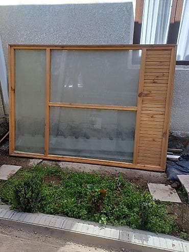 диваны из дерева: Деревянные остеклённые панели и дверь для террасы/веранды. Состав: - — 1