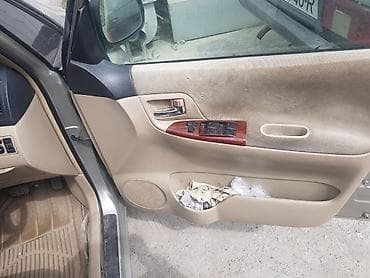 daewoo espero: Компактвэн (5 дверей), правый руль. Светло‑бежевый/золотистый цвет — 2