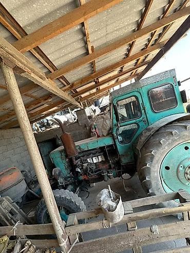 Трактор колесный с кабиной - Тип: универсально-пропашной колесный