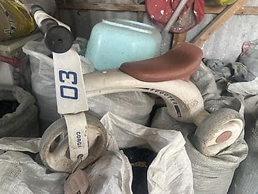 констр: Детский беговел-каталка CORGI SCOOTER с тремя колесами. - — 1
