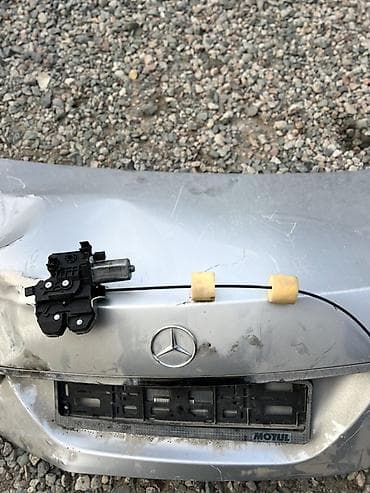 Замок багажника Mercedes-Benz Оригинал at lalafo.kg Замок багажника Mercedes-Benz Оригинал