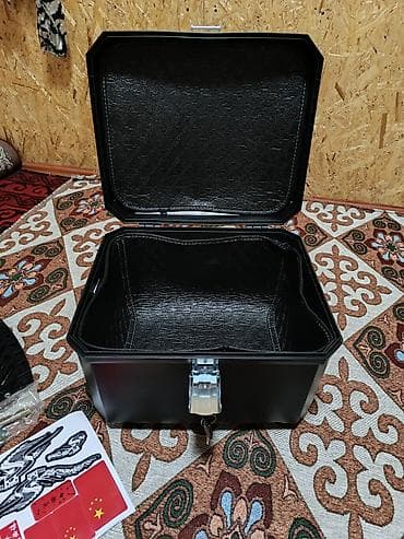 чехлы из дерева: Мото/скутер кофр (верхний багажный ящик) - Материал: прочный — 2