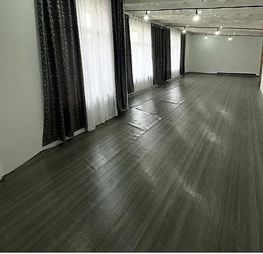 52: Аренда офисов, 52 м², В жилом комплексе, С видом на горы, С отдельной кухней, С отдельным входом — 4
