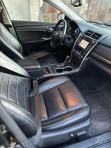 сткл: Toyota Camry: 2015 г., Гибрид, Седан — 10