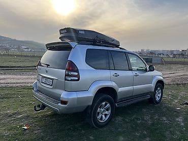 лобовой портер: Toyota Land Cruiser Prado: 2005 г., 3 л, Автомат, Дизель, Внедорожник — 2