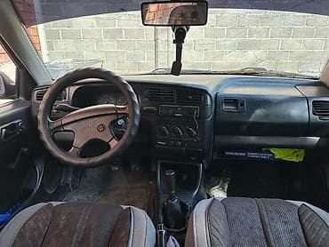 vw: Volkswagen Golf Variant: 1994 г., Механика, Универсал — 4