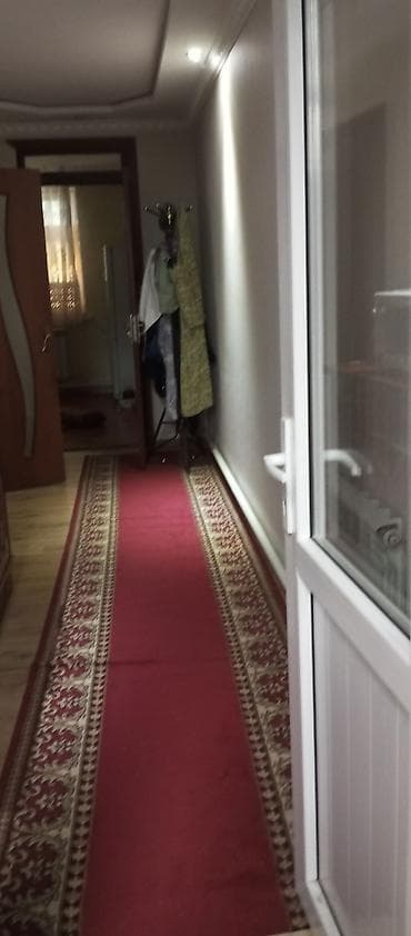 Продажа домов: Продаётся жилой дом с участком. Двухэтажный дом: - Балкон на втором — 6