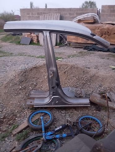 пороги амг: Honda, 2003 г., Б/у — 1