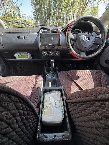 toyota vitiz: Honda Fit: 2002 г., Автомат, Бензин, Хэтчбэк — 2