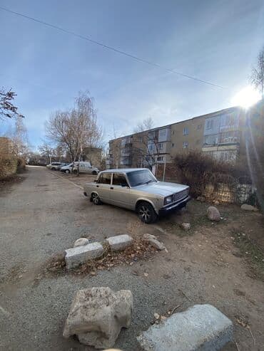 ВАЗ (ЛАДА) 2107: 2010 г., Механика, Бензин, Седан