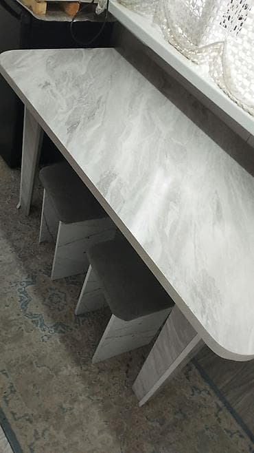 Үй жана бакча: Ашкана үстөлү жана отургуч, түсү - Боз — 1