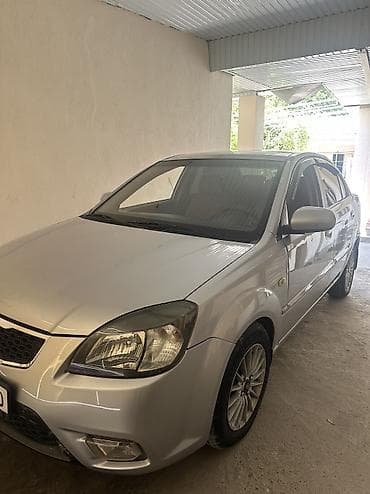 Kia Rio: 2009 г., 1.6 л, Автомат, Бензин, Седан
