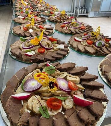 готовый шашлык цена: Принимаем заказы на салаты, закуски и на боорсоки. за 1 кг 200с — 10