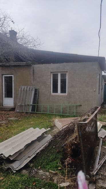 балыкчы недвижимость: Полдома, 30 м², 2 комнаты, Собственник, Старый ремонт — 5