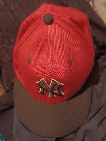 Кепка, Бейсболка, New York Yankees, Козырек: Прямой, Без регулировки at lalafo.kg Кепка, Бейсболка, New York Yankees, Козырек: Прямой, Без регулировки