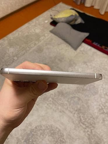 microsoft laptop surface: Samsung Galaxy S23, Б/у, 256 ГБ, цвет - Белый, 1 SIM, eSIM — 2